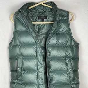 J Crew Down Puffer Vest size XS, barely worn